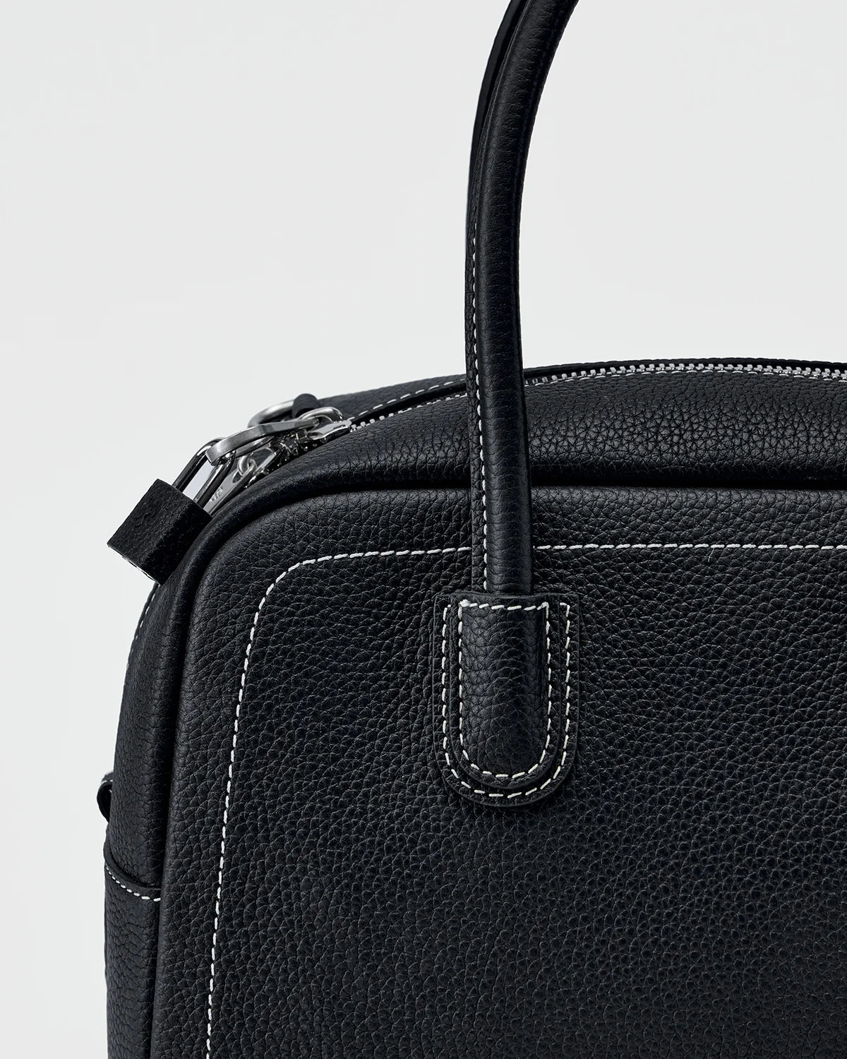 Beersister Pebbled Top-Grain Leather Boston Bag with Matte Finish