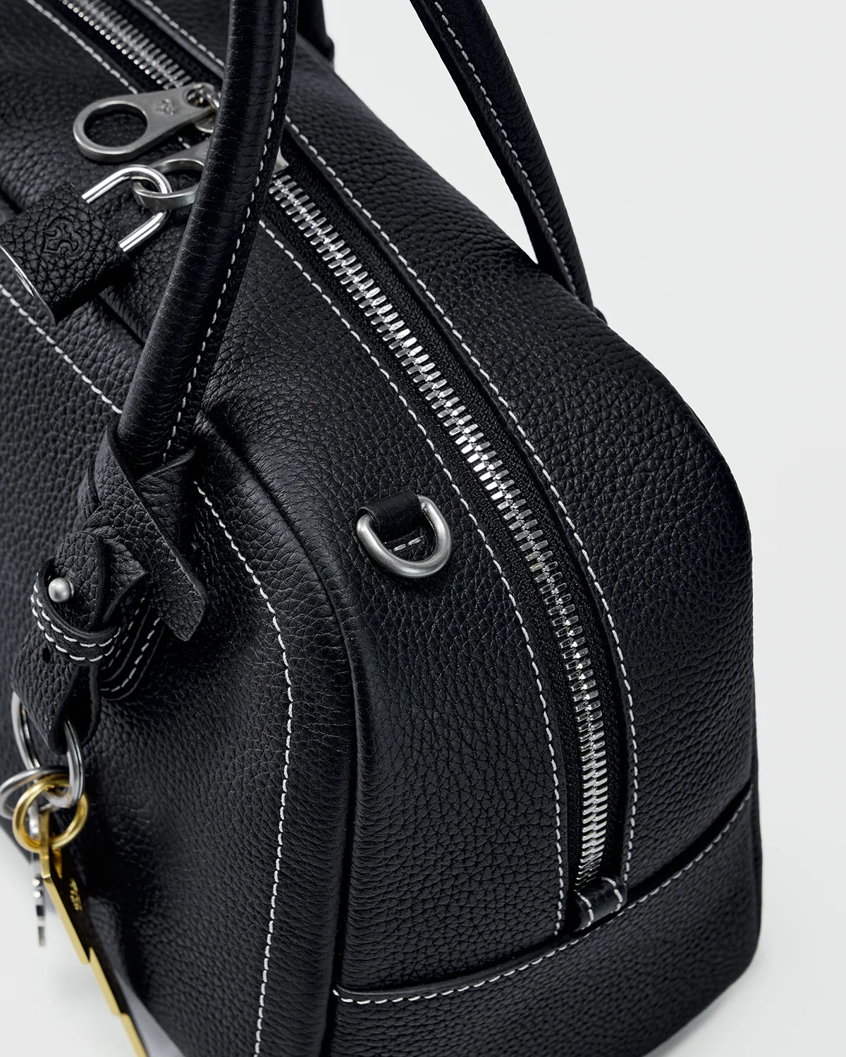 Beersister Pebbled Top-Grain Leather Boston Bag with Matte Finish