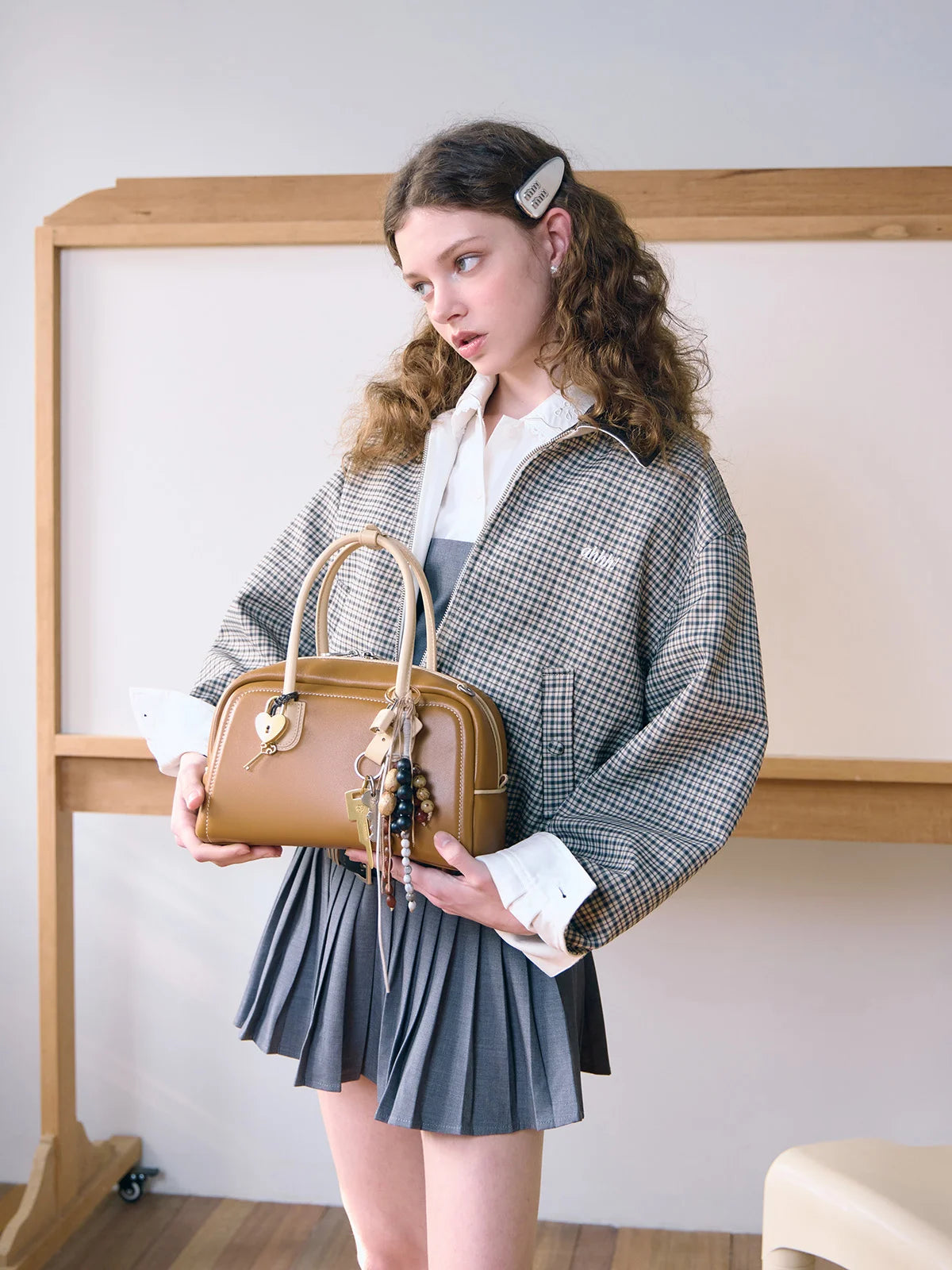 Beersister Two-Tone Sheepskin Boston Bag