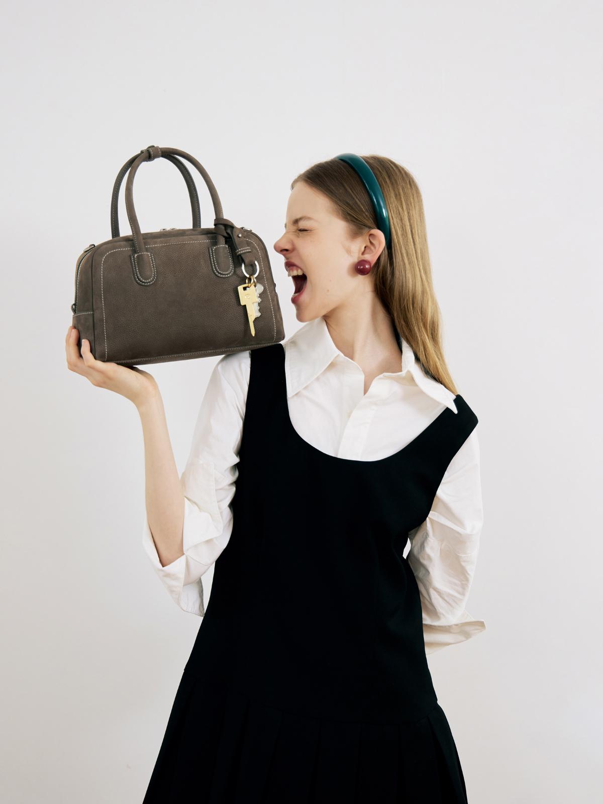 Beersister Boston Leather Bag Small grey