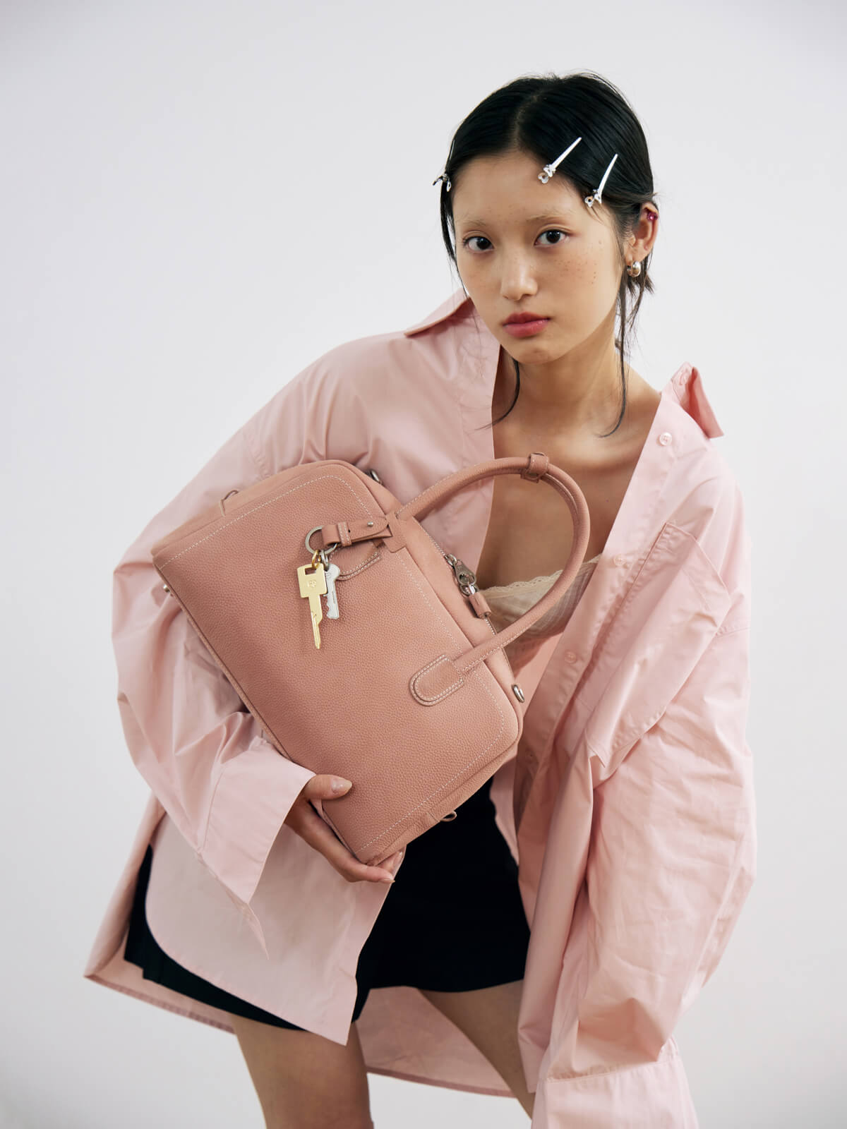 Beersister Boston Leather Bag Large pink