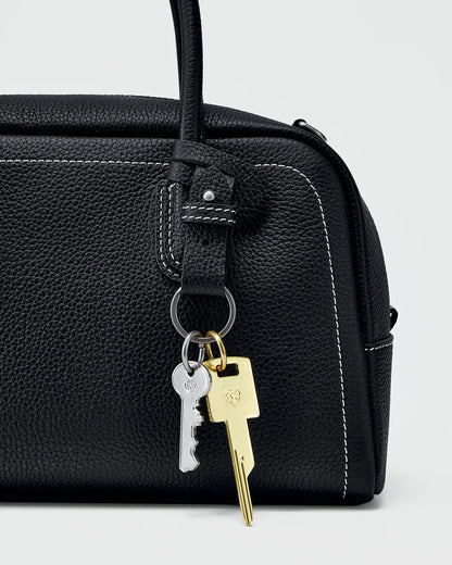 Beersister Pebbled Top-Grain Leather Boston Bag with Matte Finish